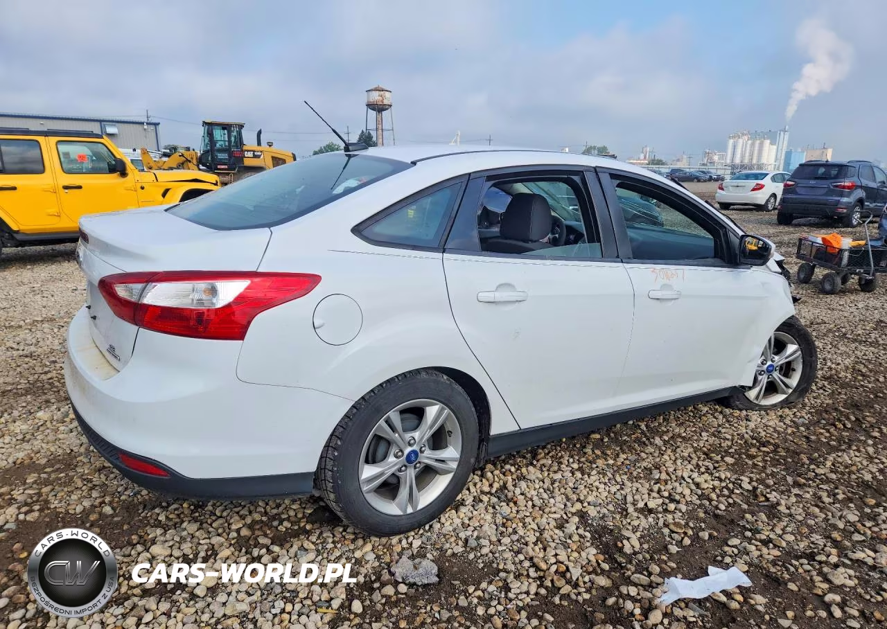 2013 Ford Focus Se VIN:1FADP3F29DL232016 - 3