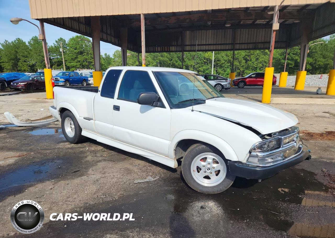 2003 Chevrolet S Truck S10 VIN:1GCCS19X038130492 - 4