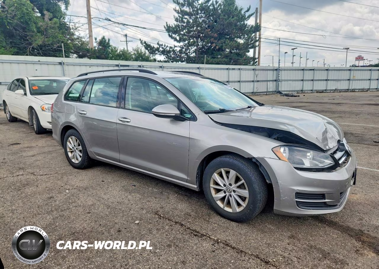 2015 Volkswagen Golf Sportwagen S VIN:3VWA17AU5FM509631 - 4