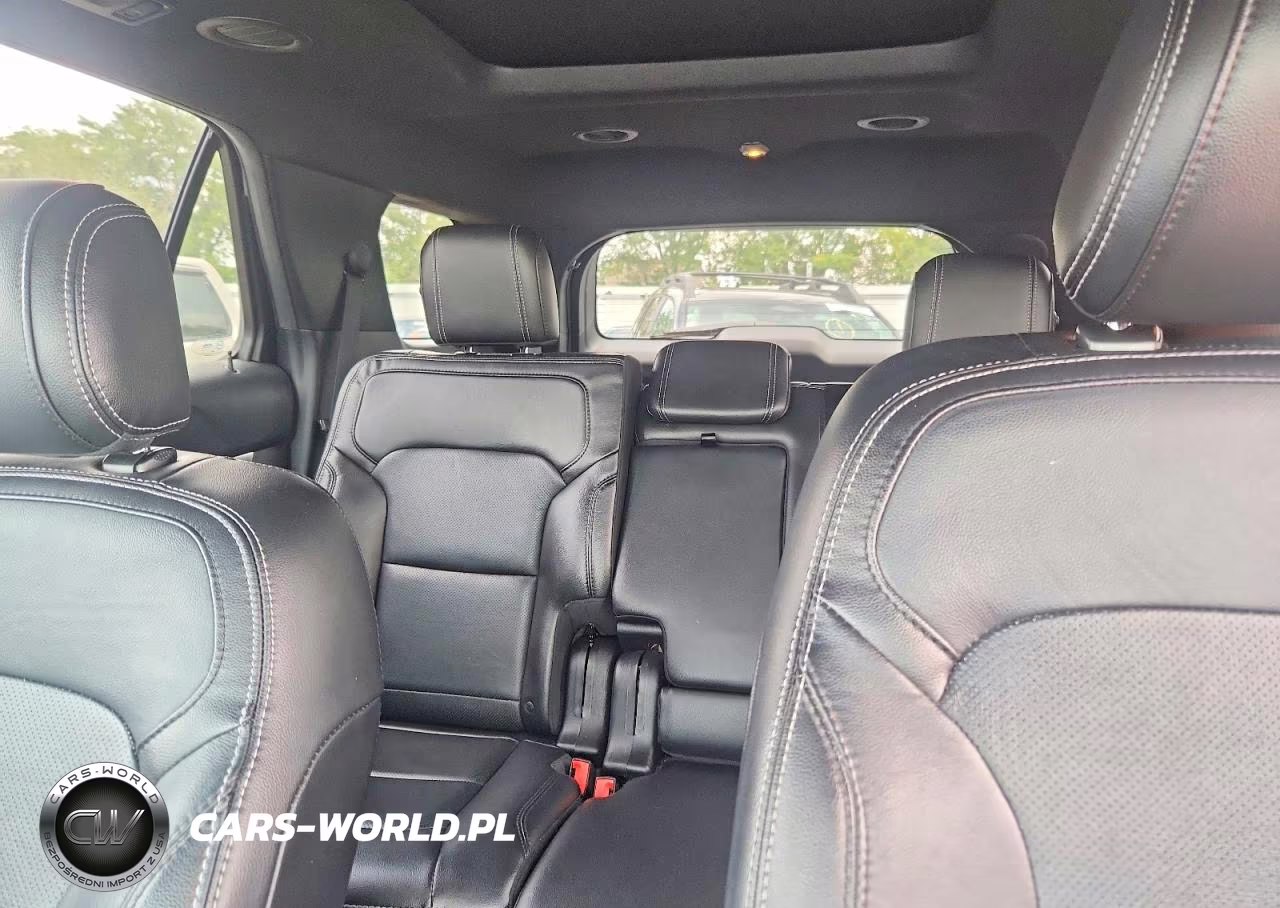 2017 Ford Explorer Limited VIN:1FM5K7F81HGC37035 - 10