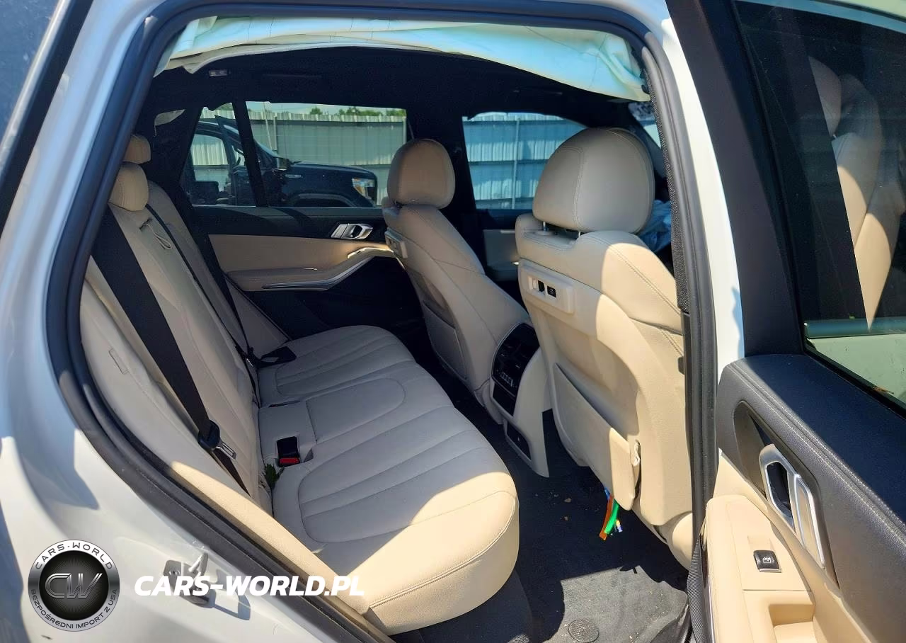 2021 BMW X5 xDrive40I VIN:5UXCR6C04M9G29295 - 11
