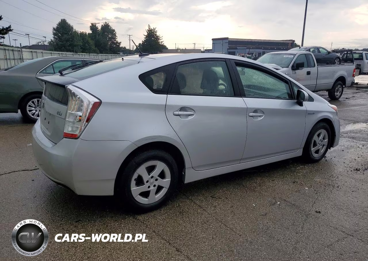 2010 Toyota Prius Ii VIN:JTDKN3DUXA0070986 - 3