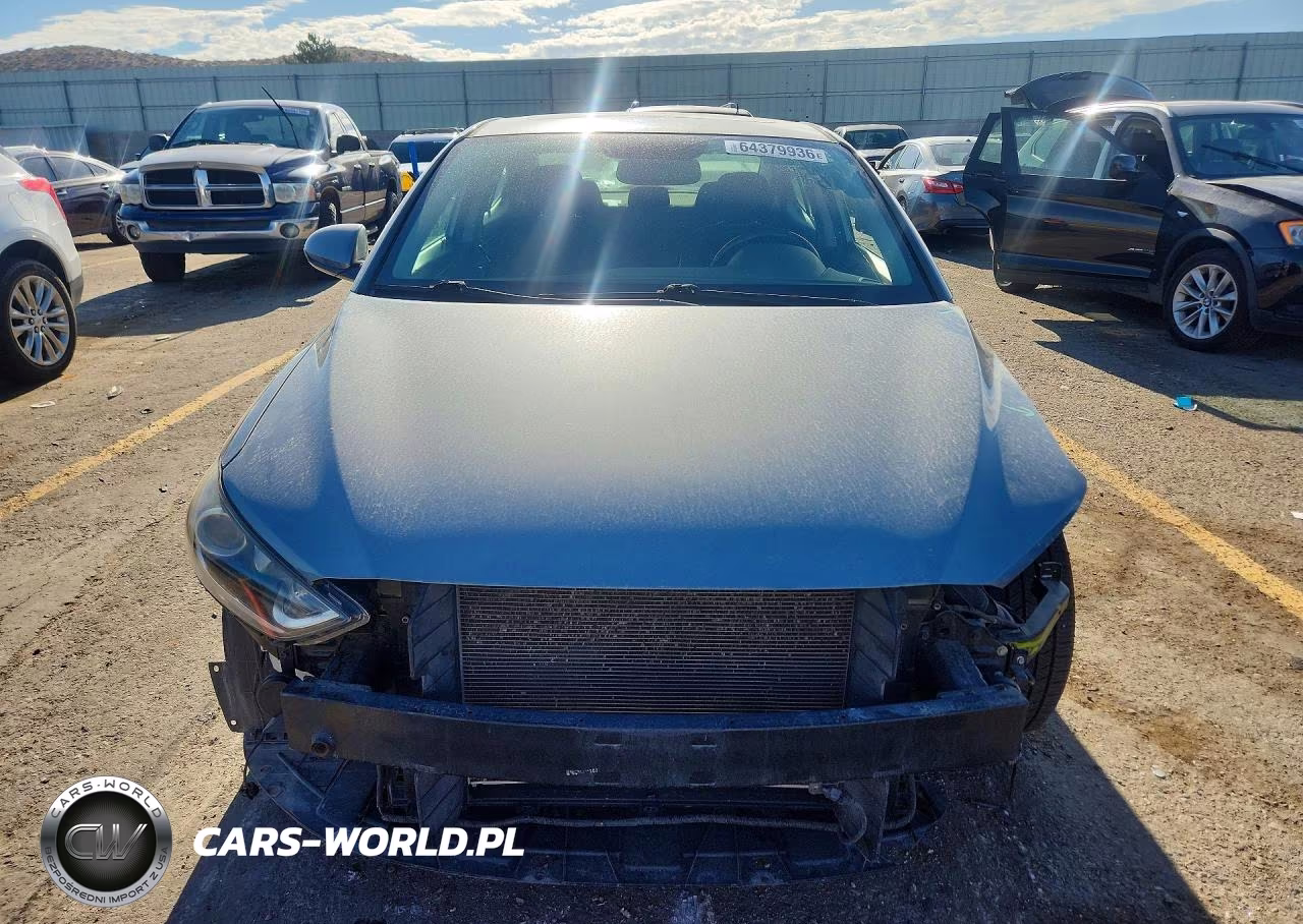 2017 Hyundai Elantra Value Edition VIN:KMHD84LF1HU327220 - 5