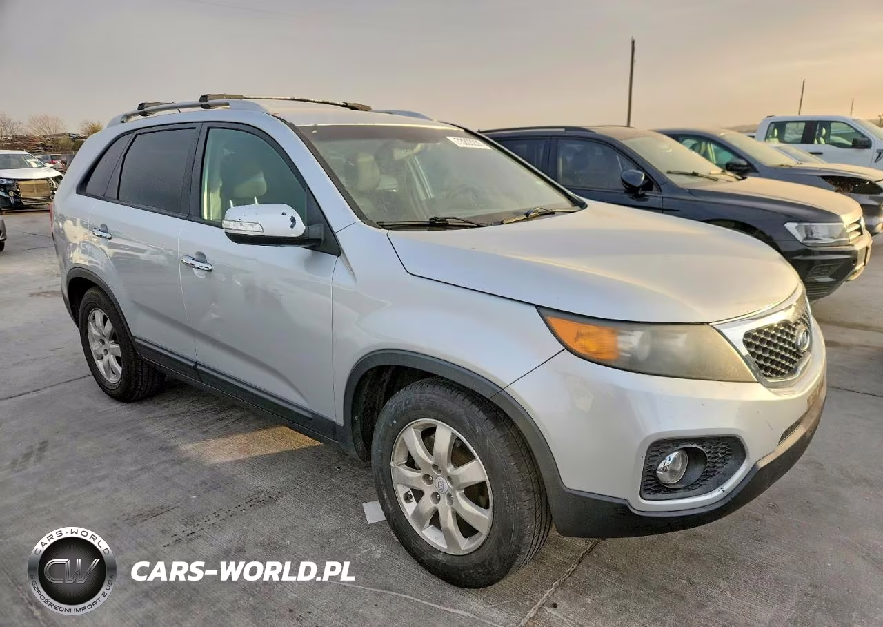 2012 Kia Sorento Base VIN:5XYKT3A61CG206219 - 4