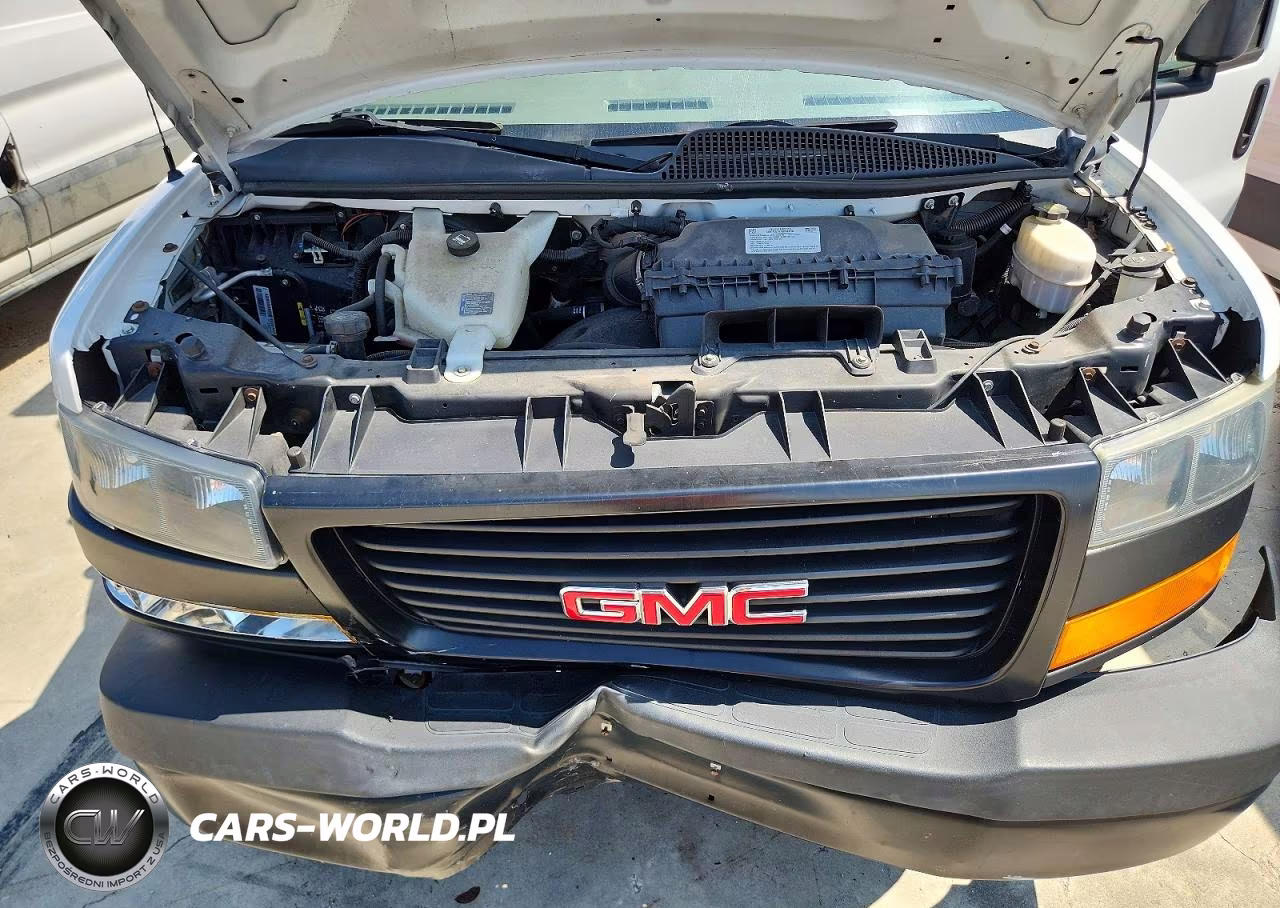 2018 GMC Savana Cutaway G3500 VIN:1GD07RFP7J1220893 - 11
