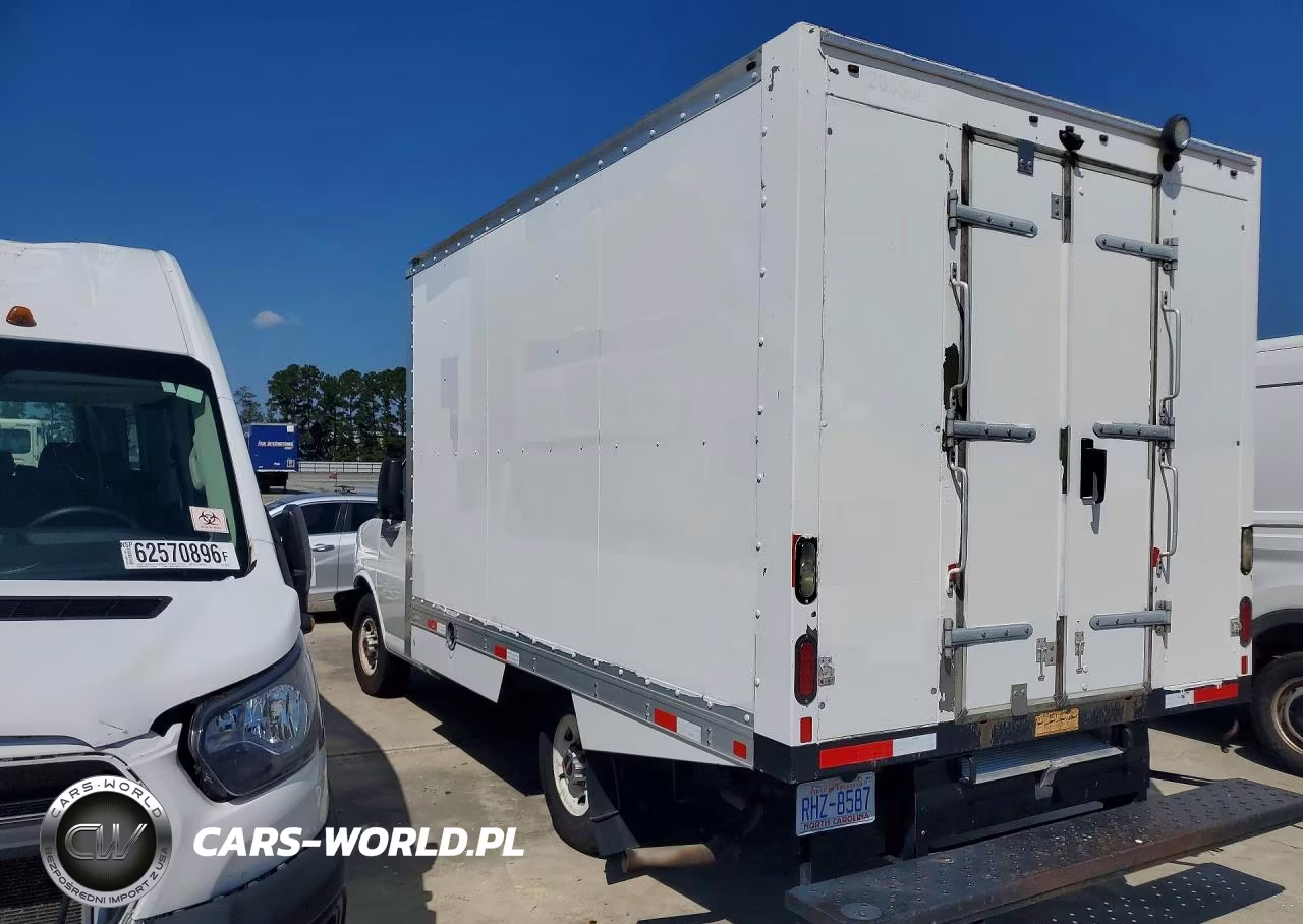 2018 GMC Savana Cutaway G3500 VIN:1GD07RFP7J1220893 - 2