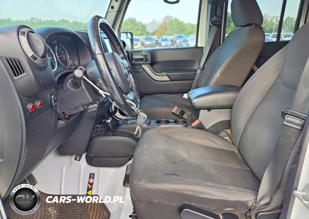 2015 Jeep Wrangler Sport VIN:1C4BJWDG6FL741292 - 7