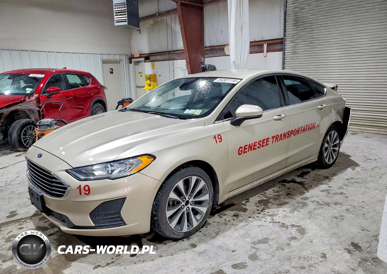 2019 Ford Fusion Se – zdjęcie 1 z 13