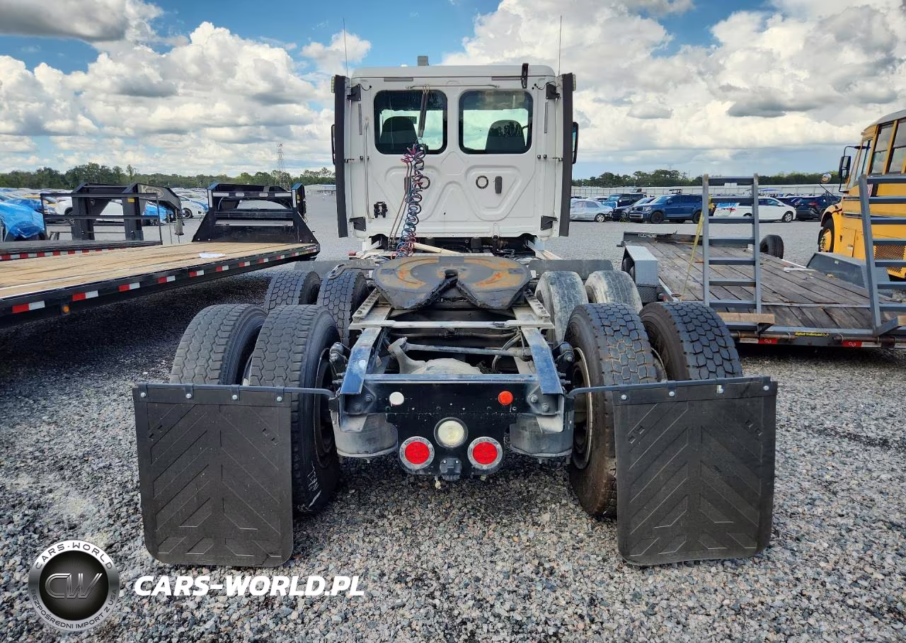 2020 Freightliner Cascadia 113 VIN:3AKJGBDV5LDLY0023 - 6