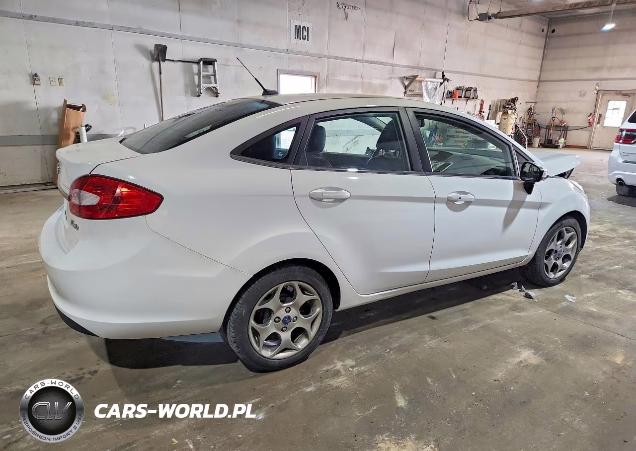 2011 Ford Fiesta Sel VIN:3FADP4CJ7BM100191 - 3