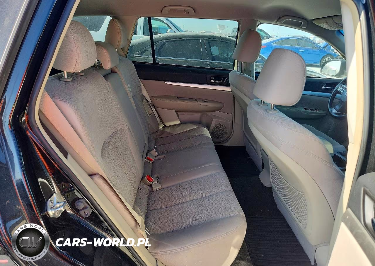 2013 Subaru Outback 2.5I Premium VIN:4S4BRCCC2D3318790 - 11