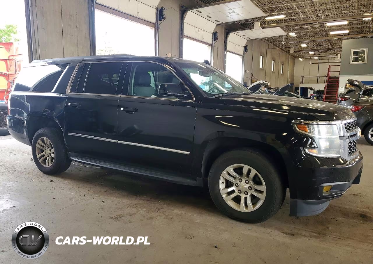2017 Chevrolet Suburban K1500 Lt VIN:1GNSKHKC4HR170742 - 4