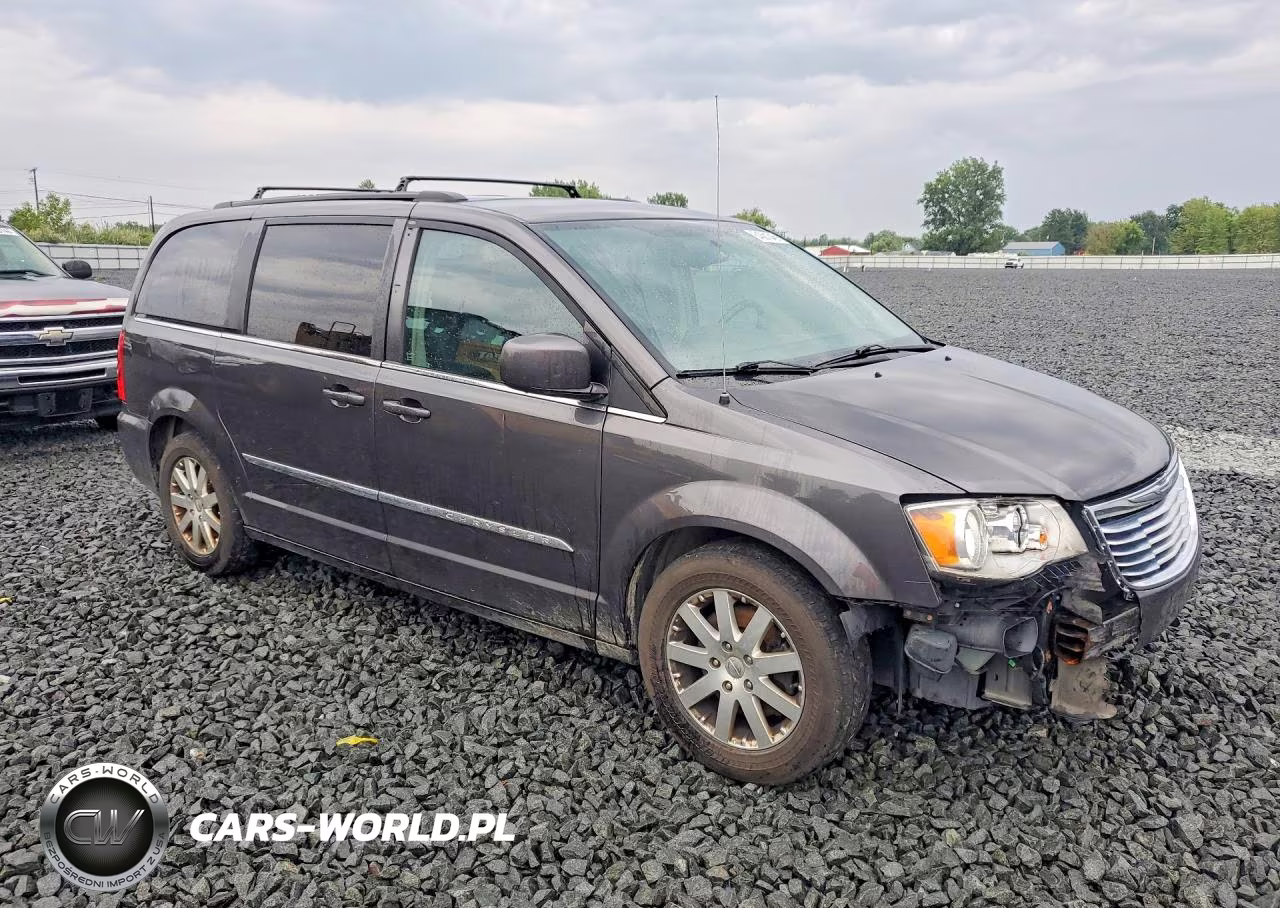 2015 Chrysler Town & Country Touring VIN:2C4RC1BG8FR545490 - 4