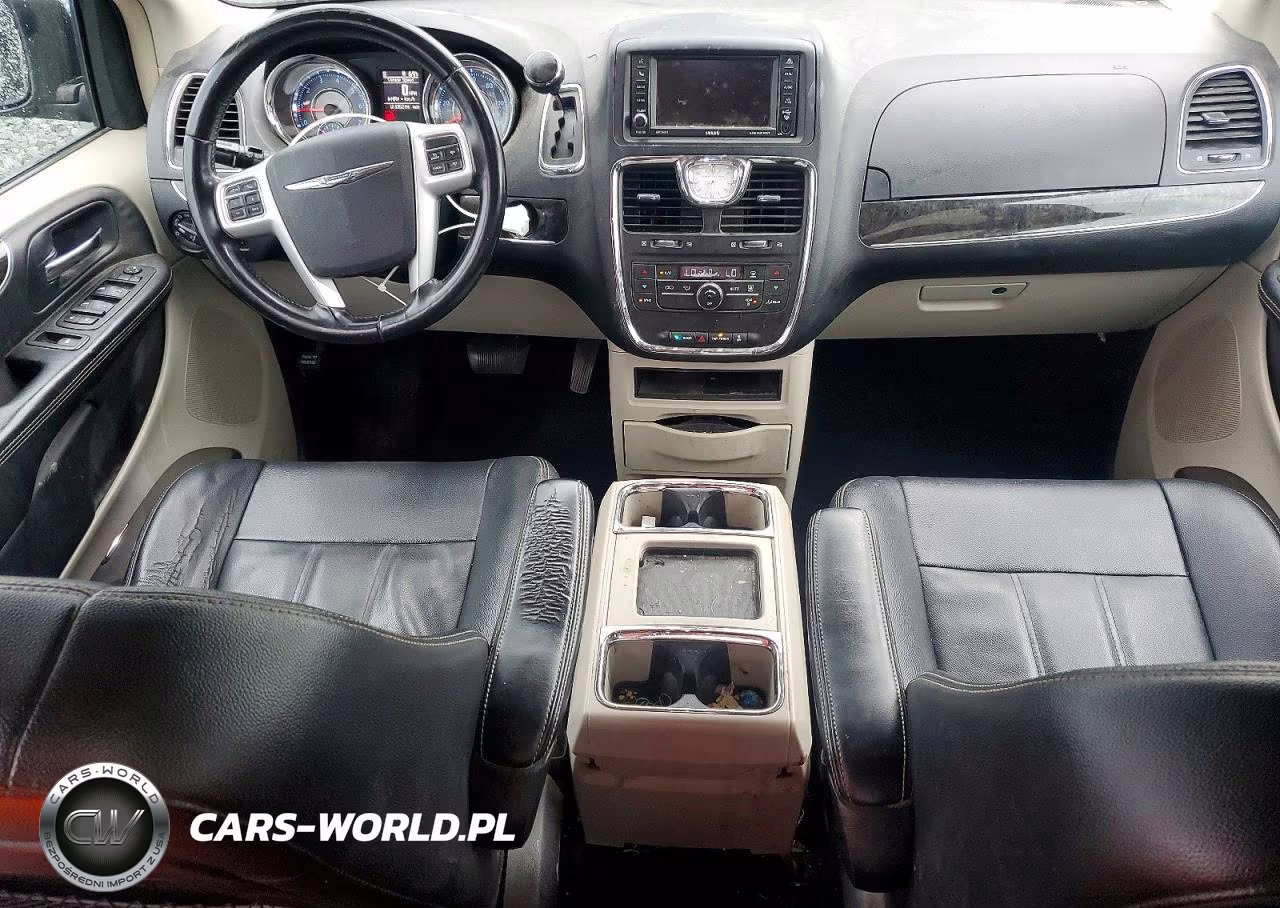 2015 Chrysler Town & Country Touring VIN:2C4RC1BG8FR545490 - 8