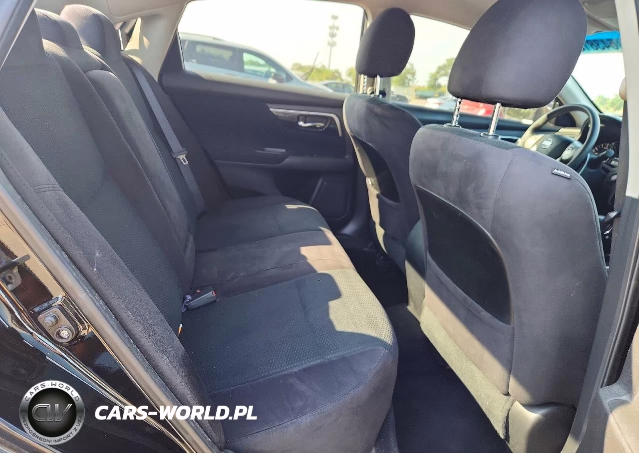 2014 Nissan Altima 2.5 S VIN:1N4AL3AP6EN385833 - 10