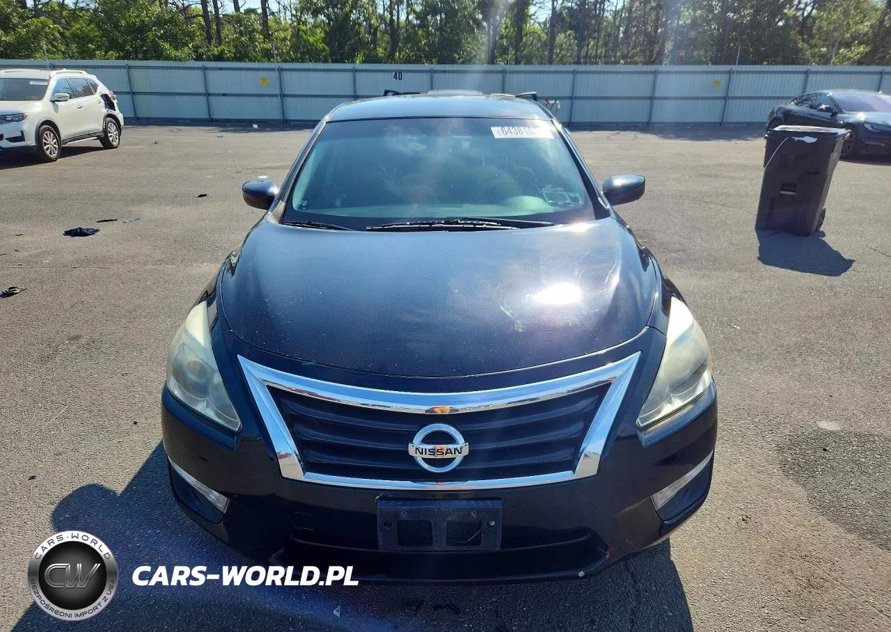2014 Nissan Altima 2.5 S VIN:1N4AL3AP6EN385833 - 5
