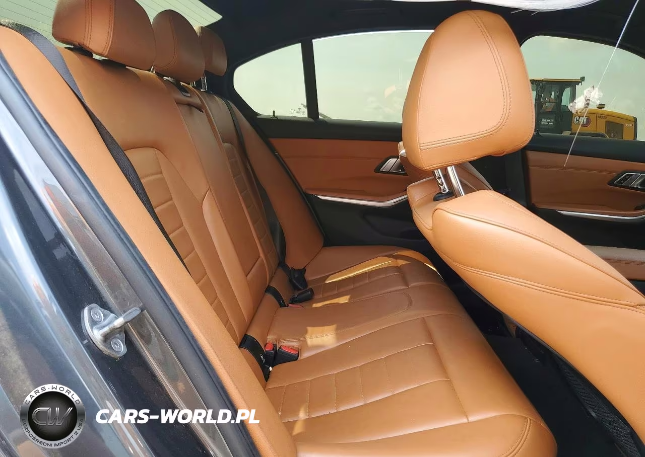2019 BMW 330Xi VIN:WBA5R7C58KFH12039 - 10