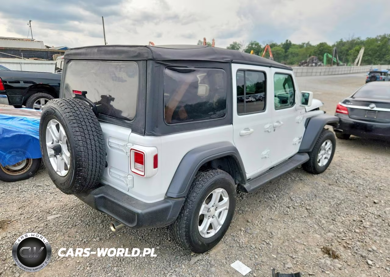 2018 Jeep Wrangler Unlimited Sport VIN:1C4HJXDG3JW188110 - 3