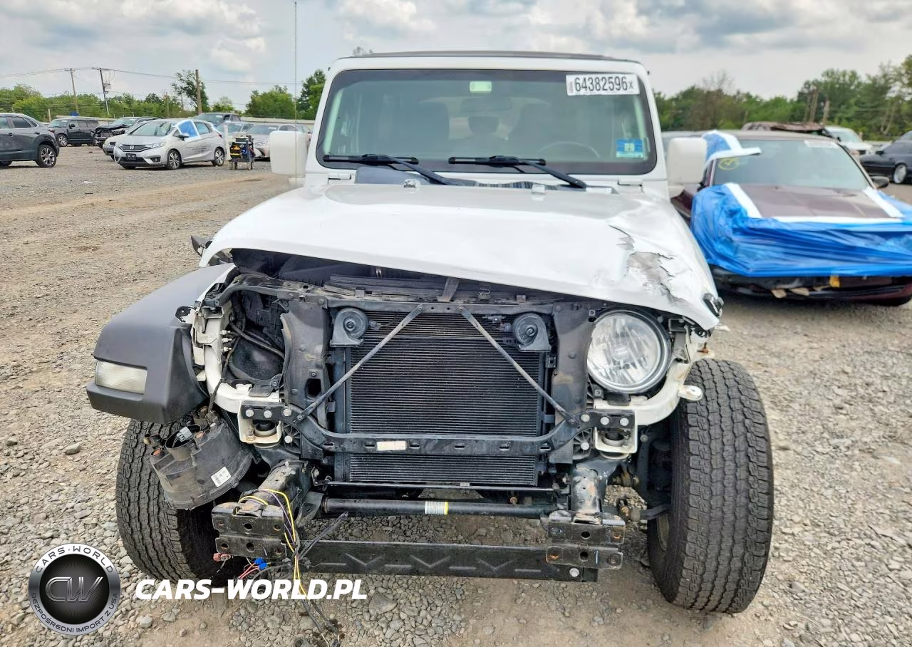 2018 Jeep Wrangler Unlimited Sport VIN:1C4HJXDG3JW188110 - 5