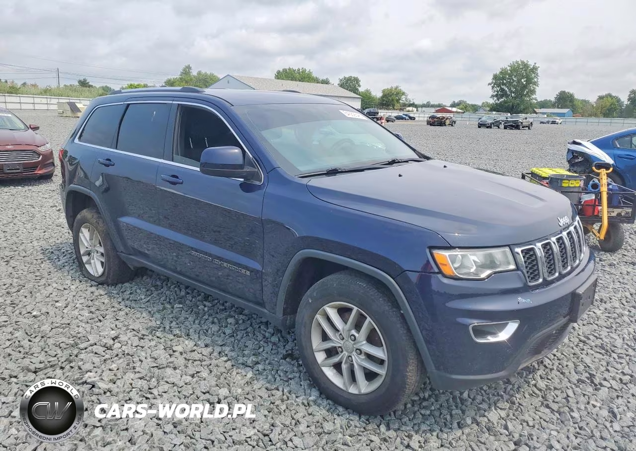 2018 Jeep Grand Cherokee Laredo VIN:1C4RJFAG6JC295706 - 4