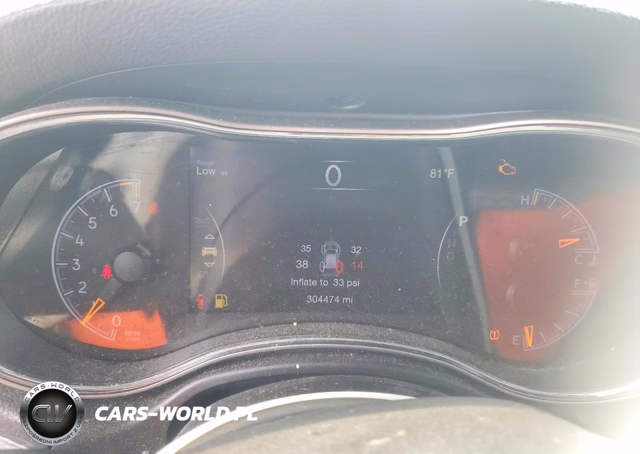 2018 Jeep Grand Cherokee Laredo VIN:1C4RJFAG6JC295706 - 9