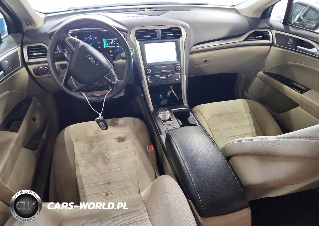 2020 Ford Fusion Se VIN:3FA6P0LUXLR158215 - 8