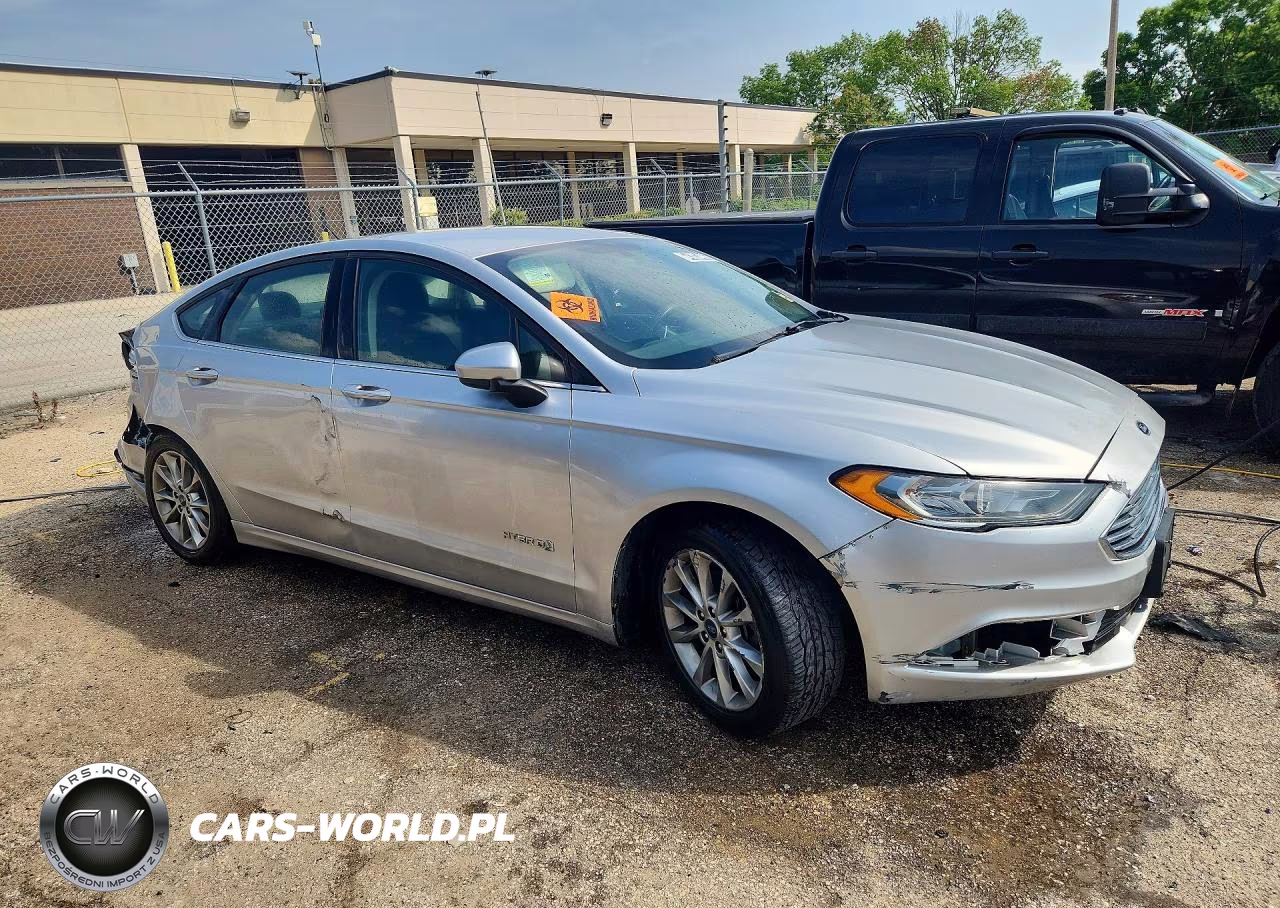 2017 Ford Fusion Se Hybrid VIN:3FA6P0LU8HR385782 - 4