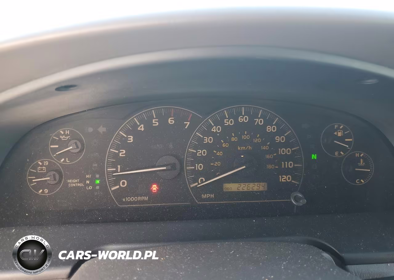 2006 Toyota Sequoia Limited VIN:5TDZT38AX6S264622 - 9