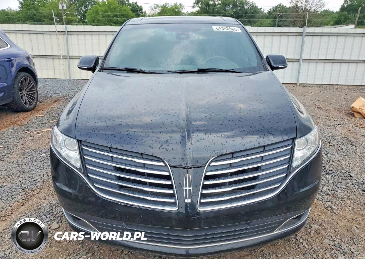 2019 Lincoln Mkt VIN:2LMHJ5NK7KBL04256 - 5