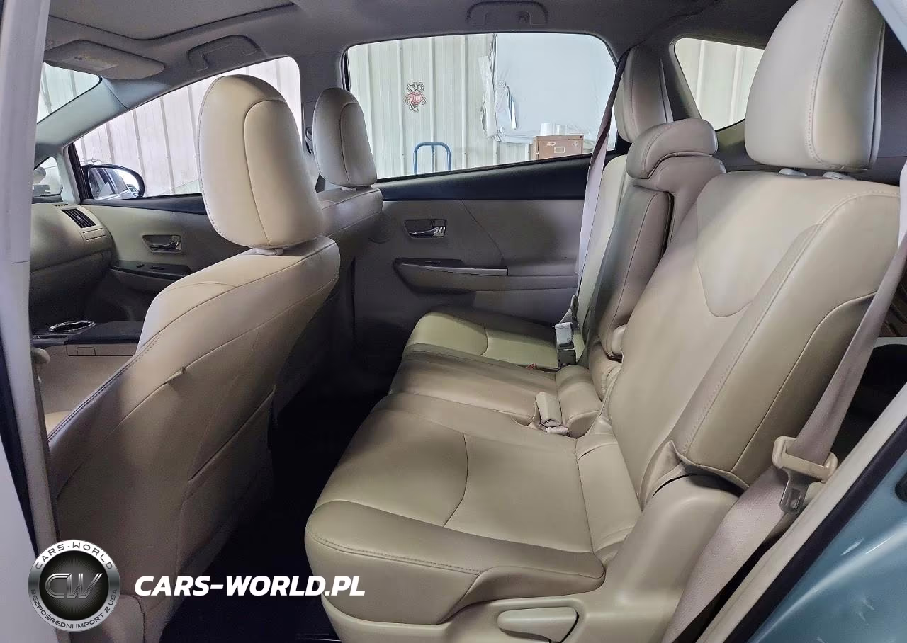 2016 Toyota Prius V Five VIN:JTDZN3EU3GJ050109 - 10