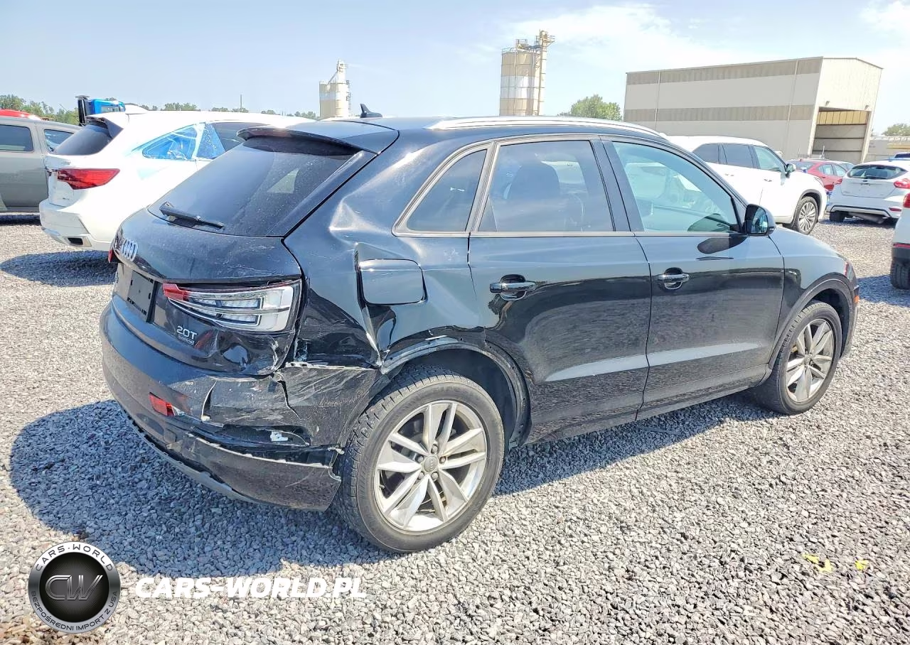 2018 Audi Q3 Premium VIN:WA1ECCFS7JR026853 - 3