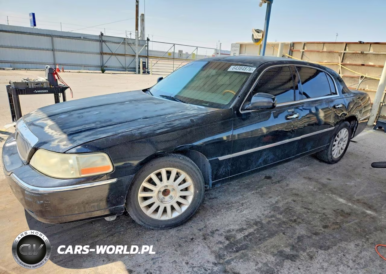 2008 Lincoln Town Car Signature Limited