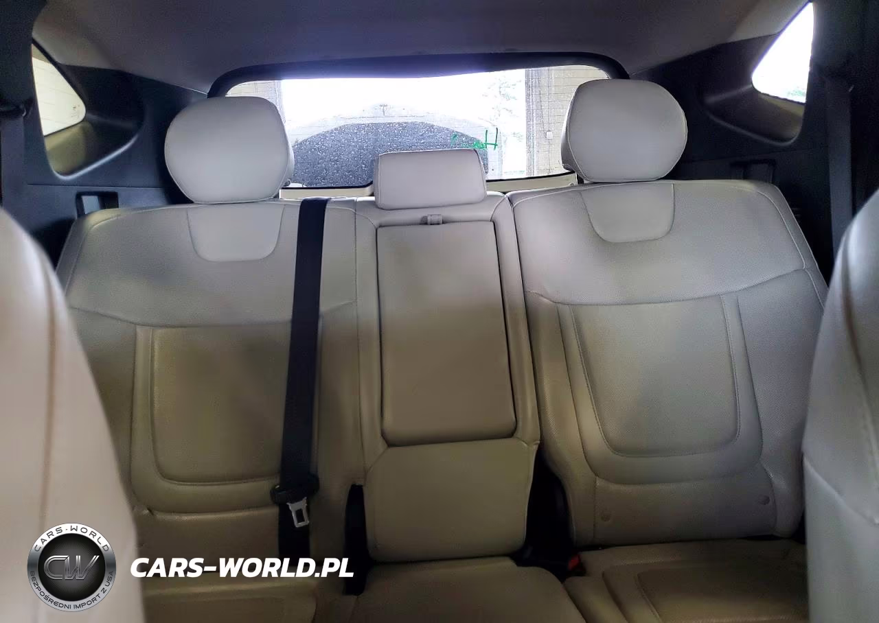 2023 Hyundai Tucson Limited VIN:5NMJECAE1PH190189 - 10