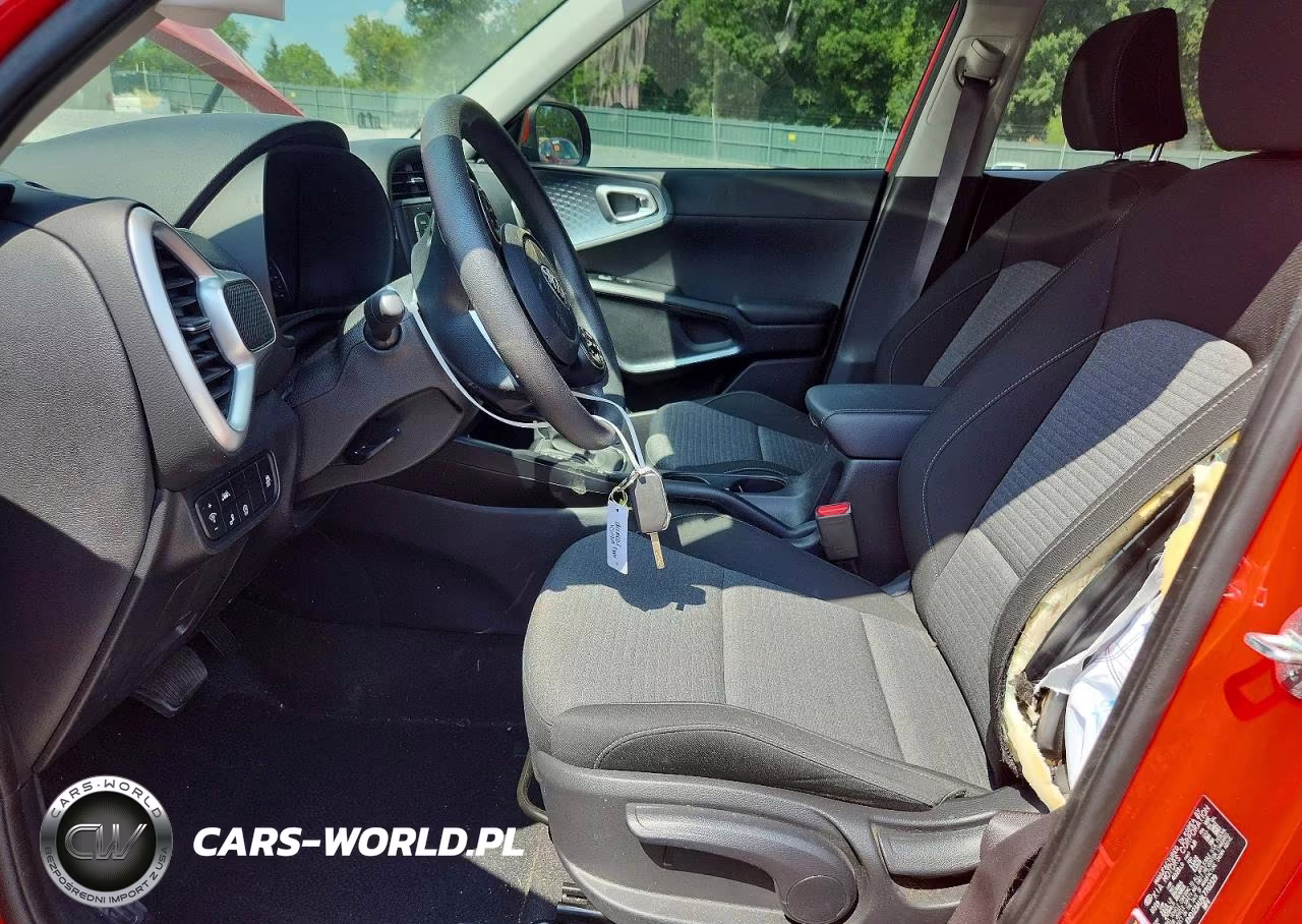 2020 Kia Soul S VIN:KNDJ23AU9L7702329 - 7