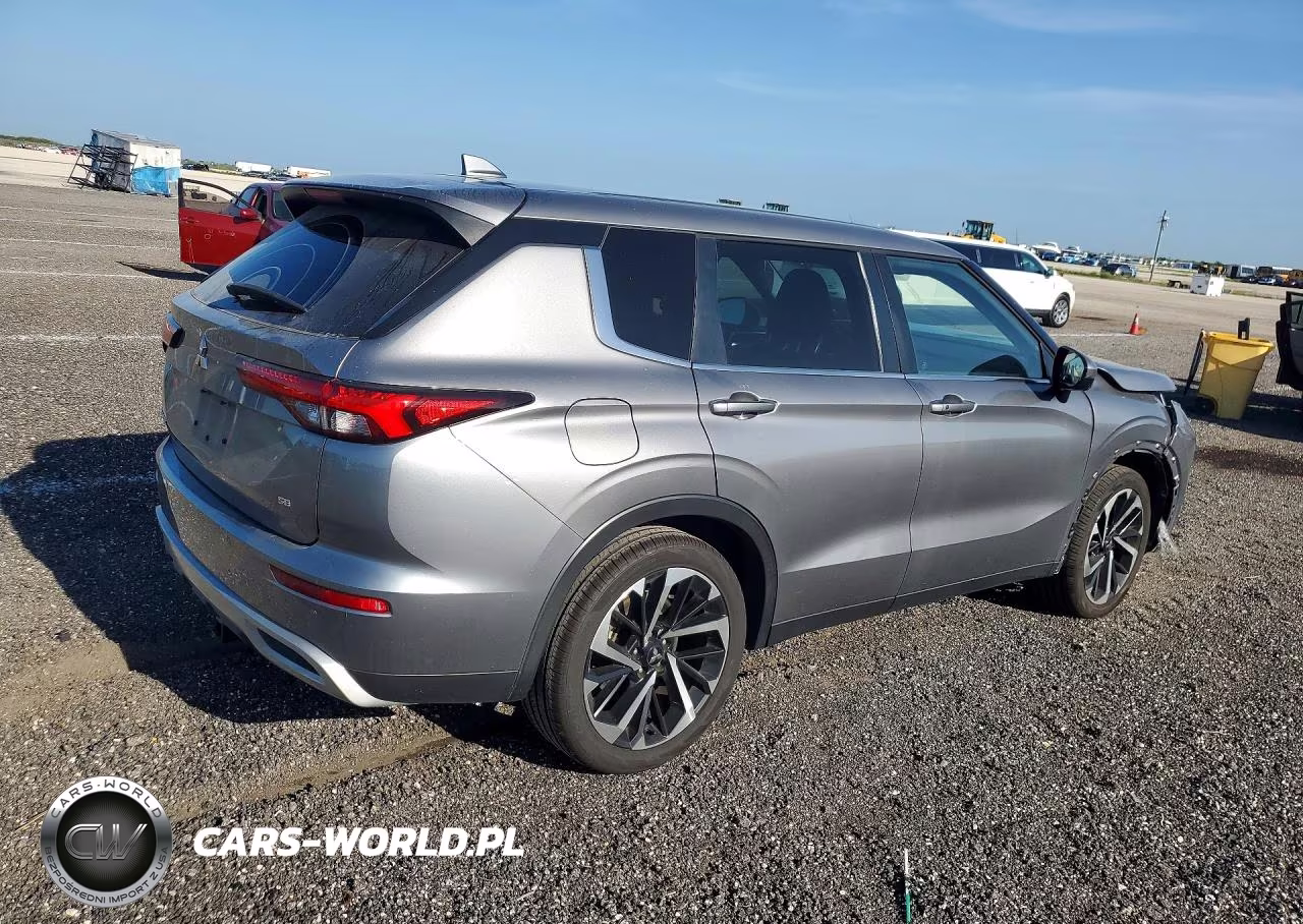 2022 Mitsubishi Outlander Se VIN:JA4J3UA82NZ081877 - 3