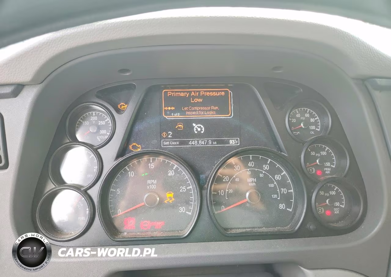 2015 Peterbilt 579 Semi Truck VIN:1XPBD49X4FD285337 - 9