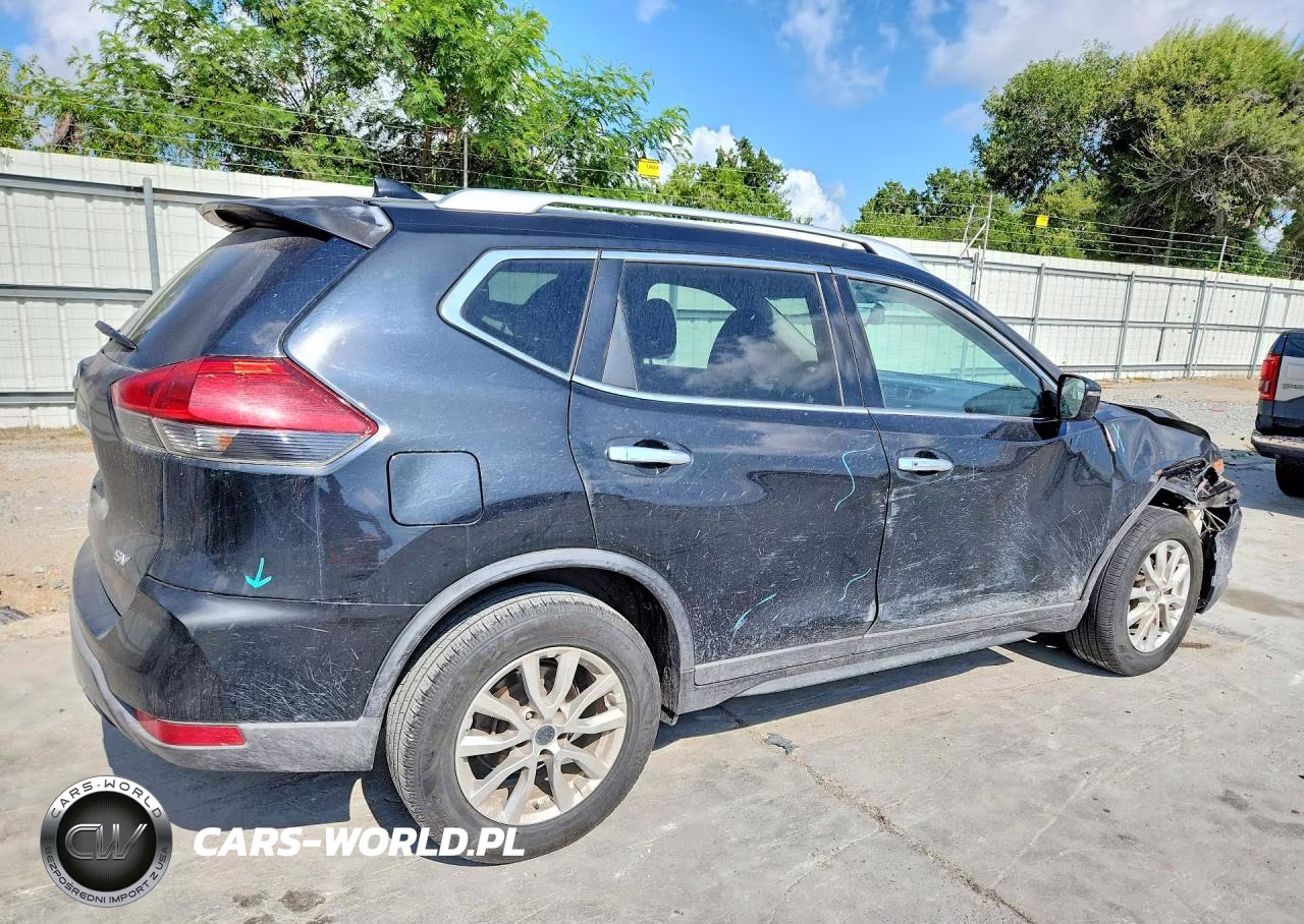2017 Nissan Rogue Sv VIN:KNMAT2MT6HP524638 - 3