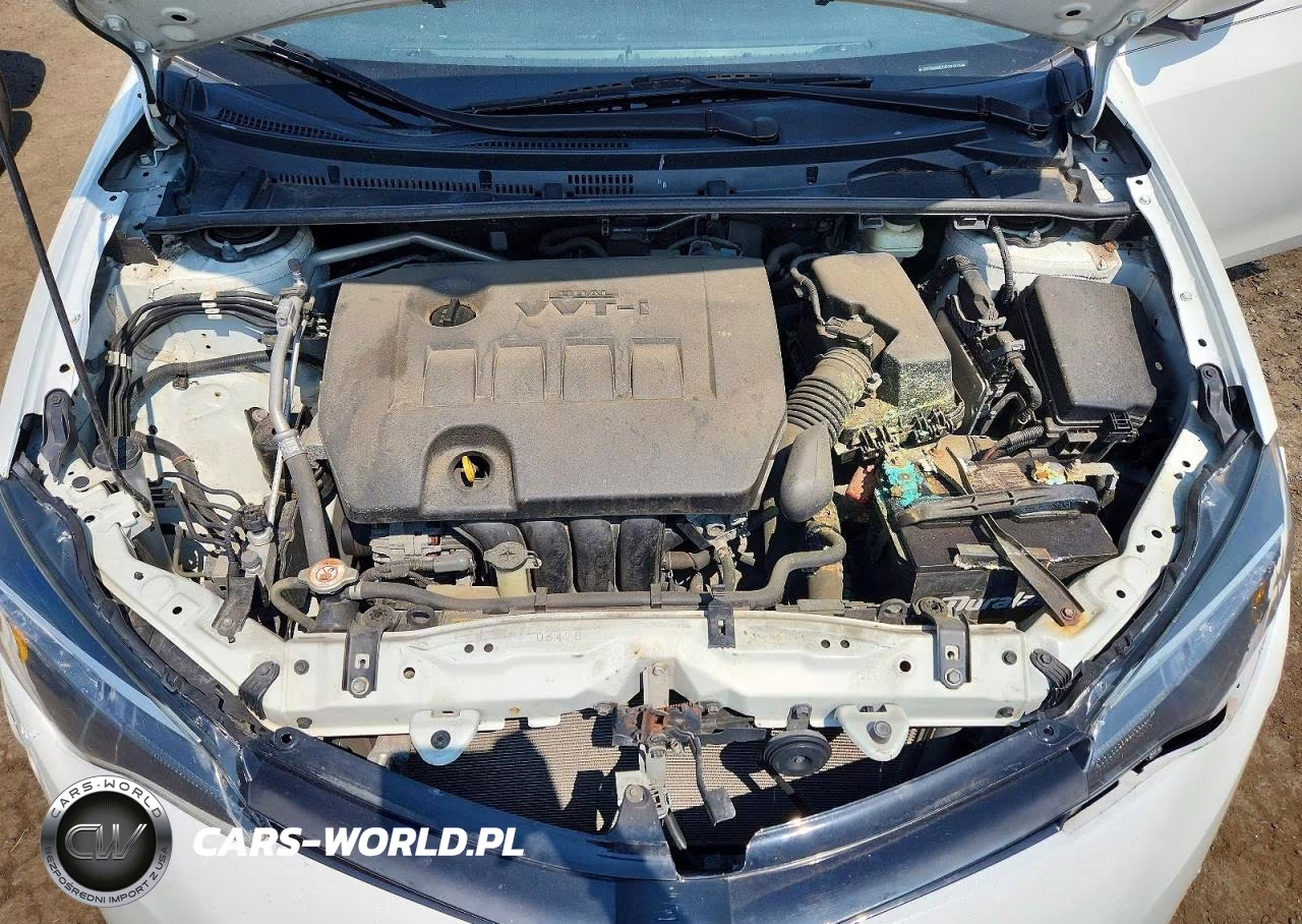 2018 Toyota Corolla Le VIN:5YFBURHE1JP781846 - 11