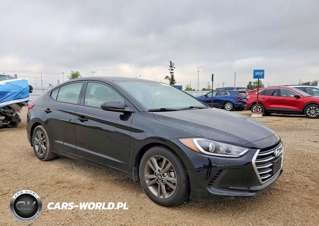 2018 Hyundai Elantra Sel VIN:5NPD84LF6JH377891 - 4