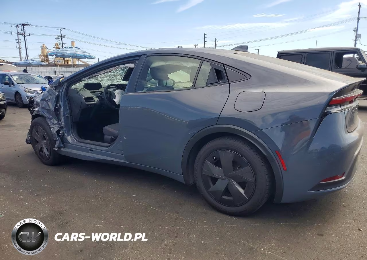 2024 Toyota Prius Le VIN:JTDACAAUXR3025714 - 2