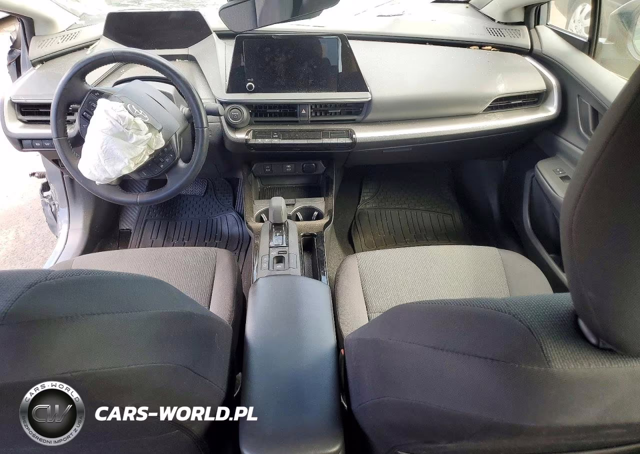 2024 Toyota Prius Le VIN:JTDACAAUXR3025714 - 8