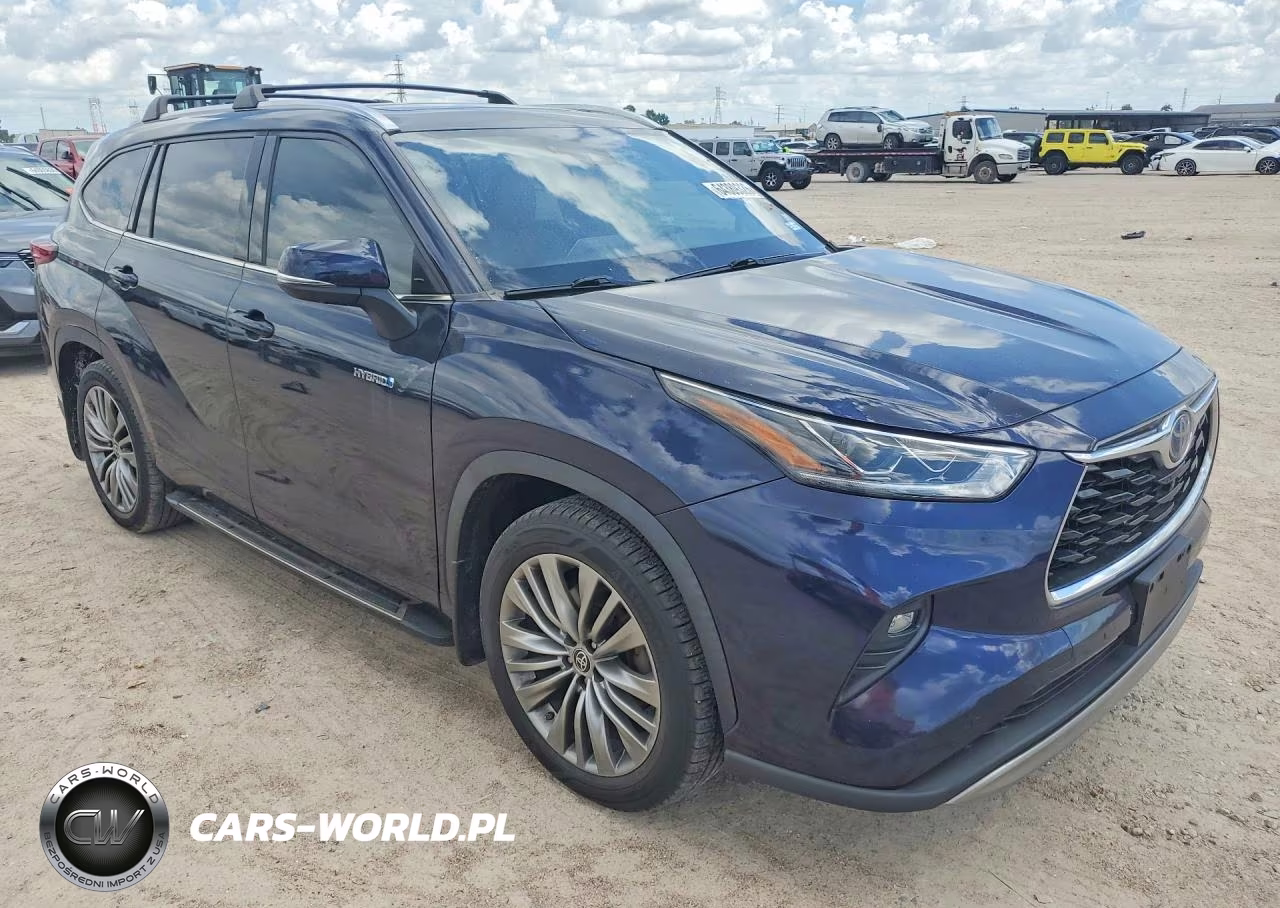 2021 Toyota Highlander Hybrid Platinum VIN:5TDFARAH7MS008597 - 4