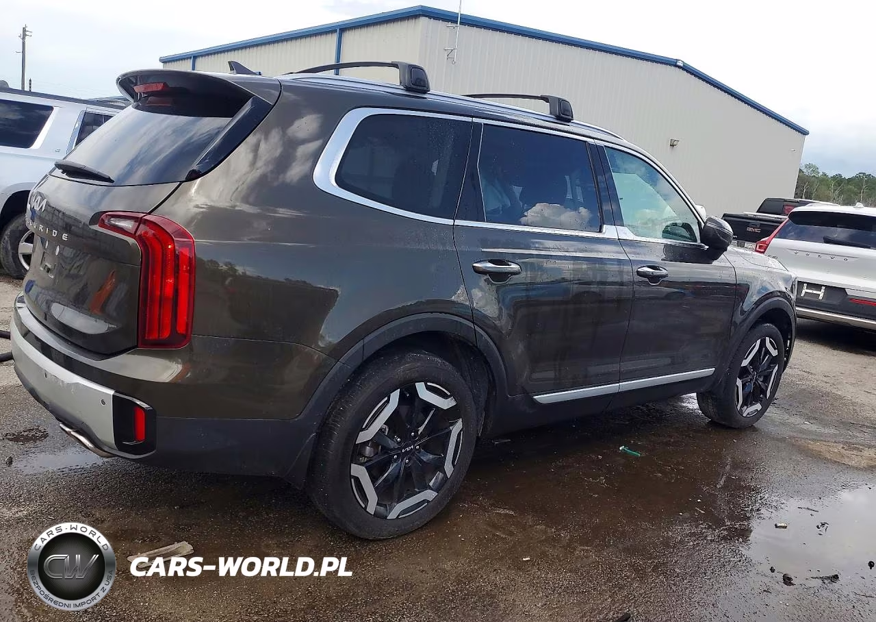 2024 Kia Telluride S VIN:5XYP64GC3RG514825 - 3