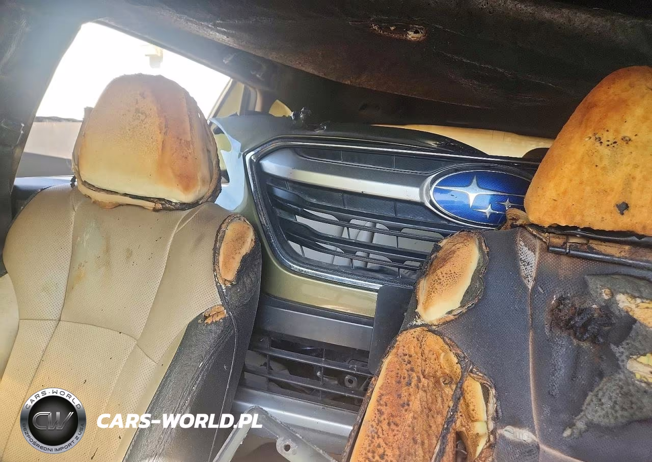 2021 Subaru Outback Limited VIN:4S4BTANC1M3131687 - 10