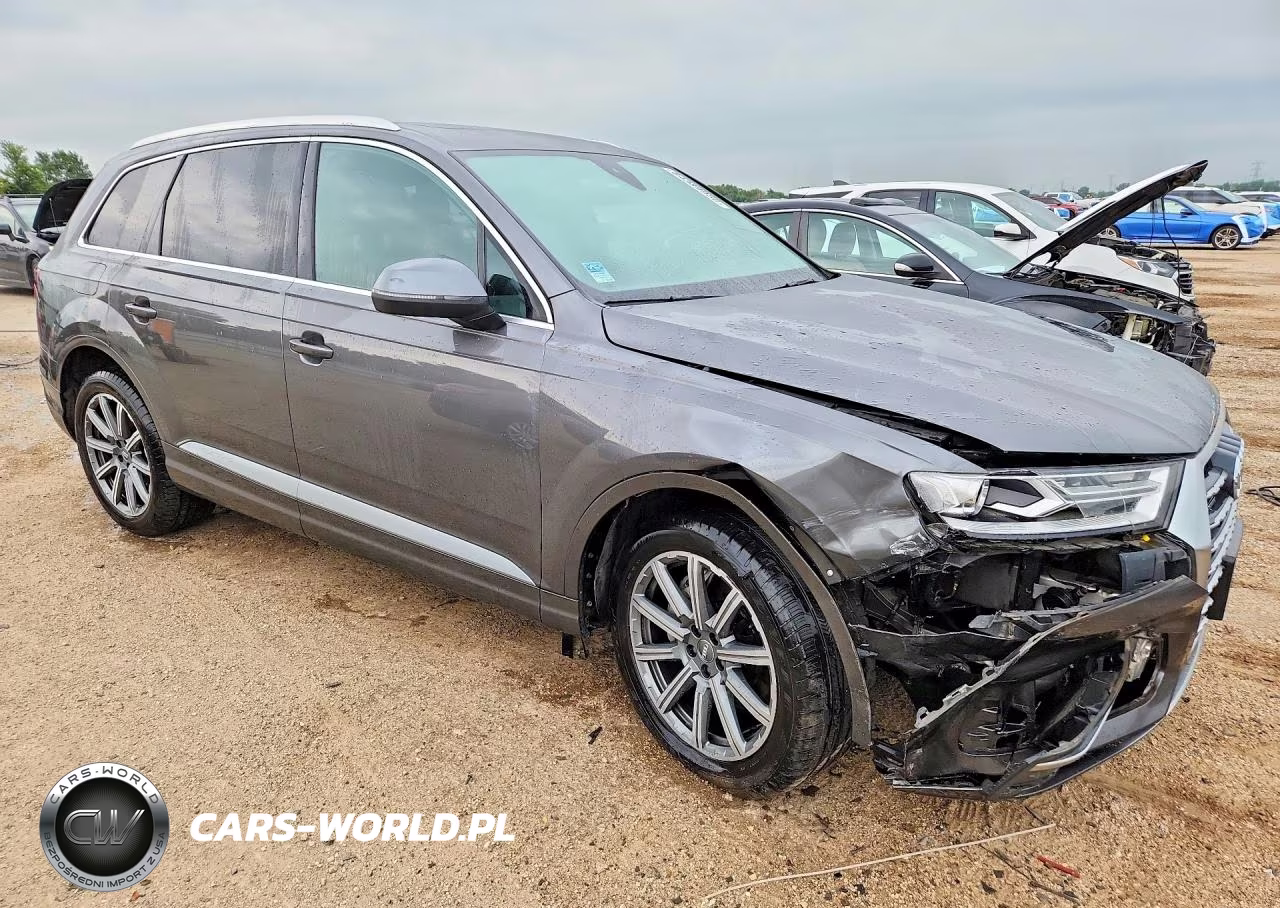 2018 Audi Q7 Premium Plus VIN:WA1LHAF76JD046324 - 4