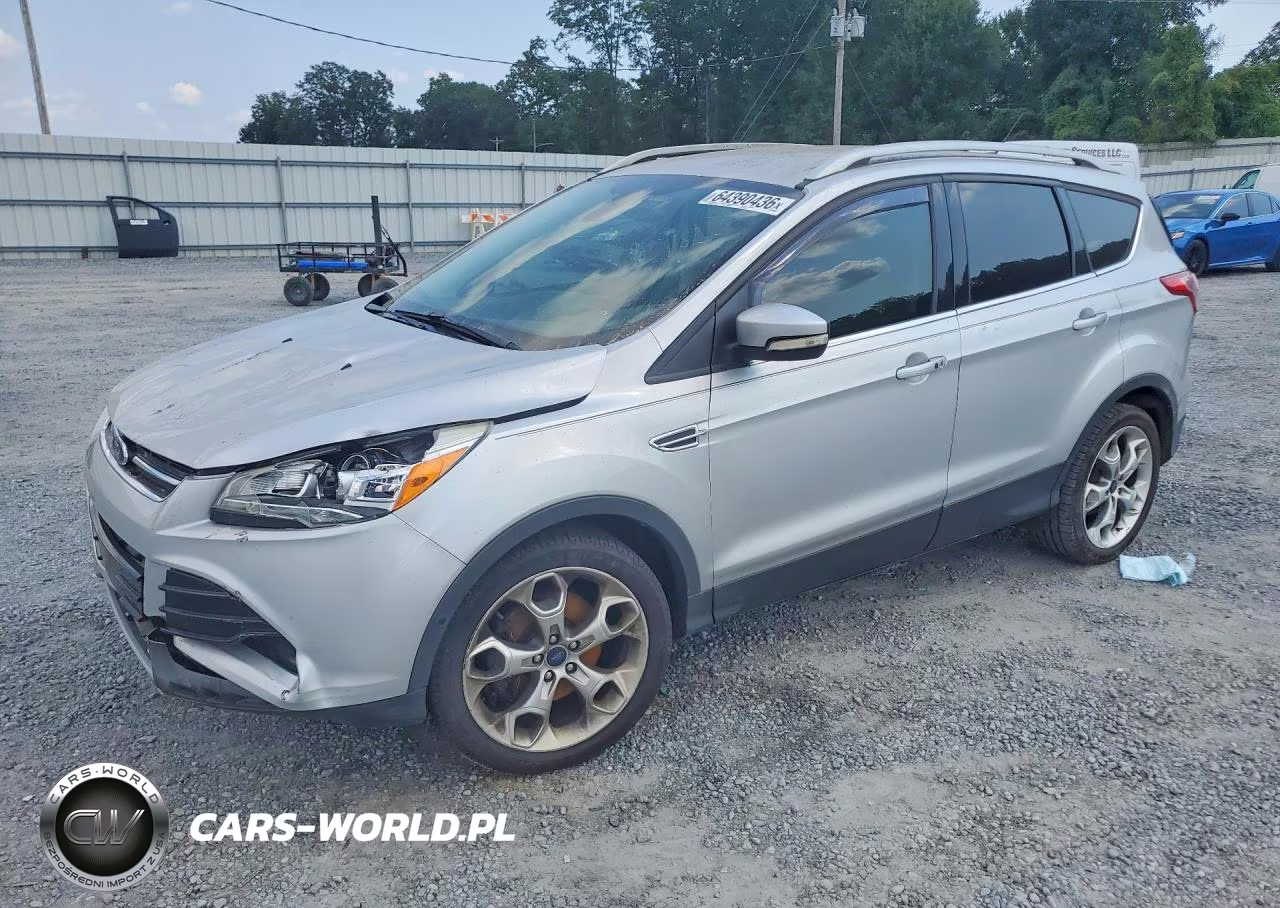 2015 Ford Escape Titanium – zdjęcie 1 z 13