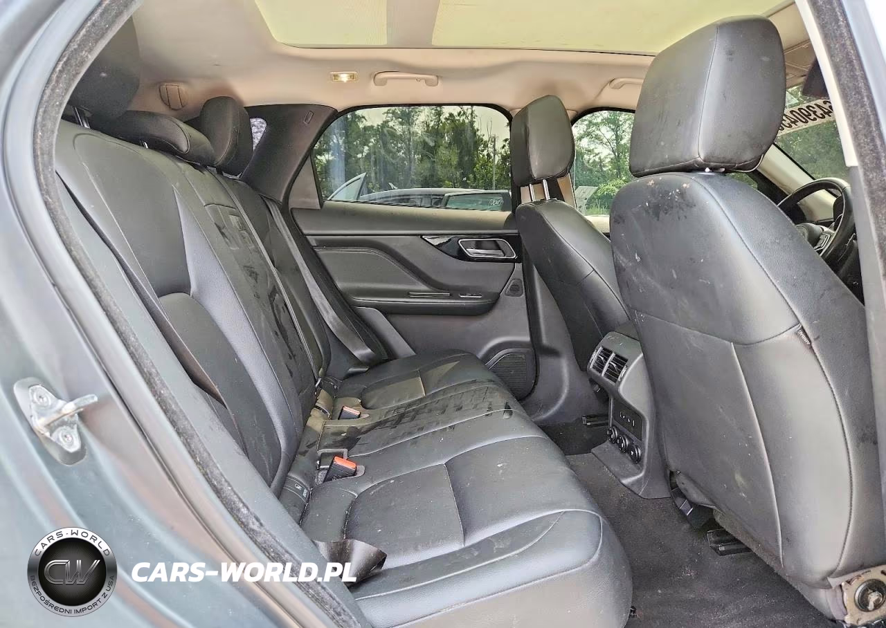 2018 Jaguar F-Pace Premium VIN:SADCJ2GX9JA237580 - 11