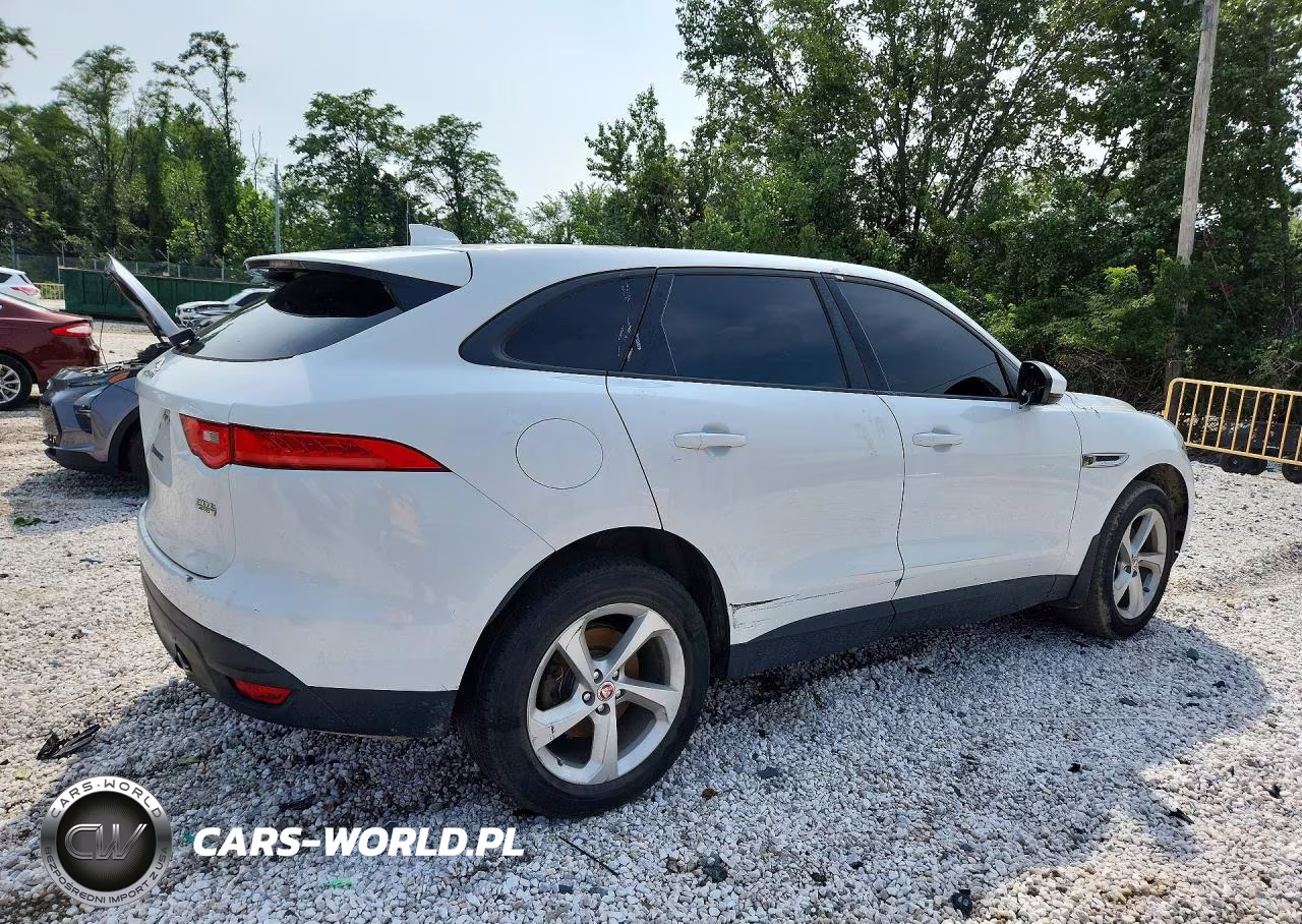 2018 Jaguar F-Pace Premium VIN:SADCJ2GX9JA237580 - 3