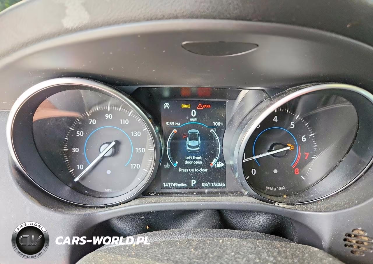2018 Jaguar F-Pace Premium VIN:SADCJ2GX9JA237580 - 9