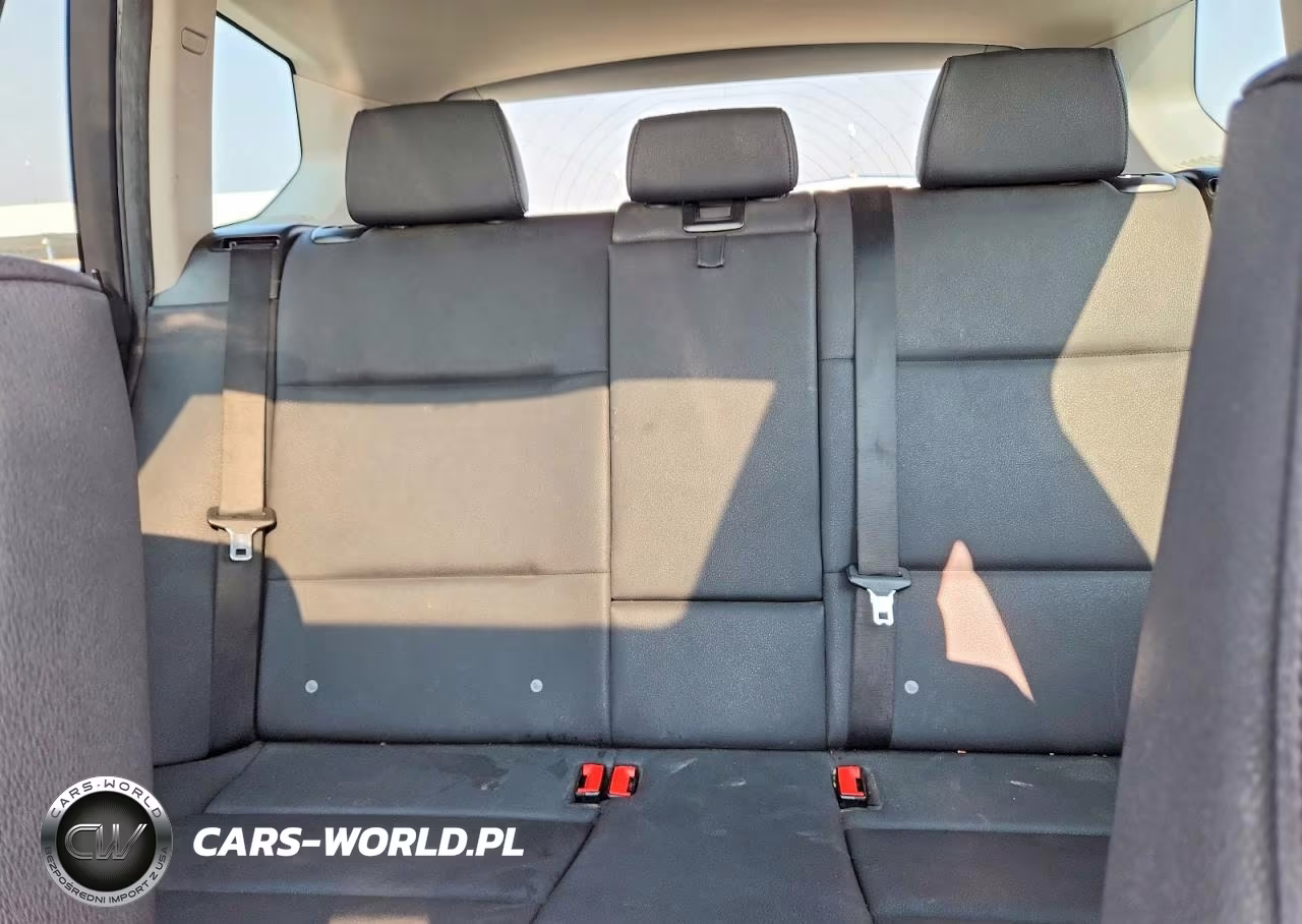 2017 BMW X3 xDrive28I VIN:5UXWX9C30H0T19974 - 10